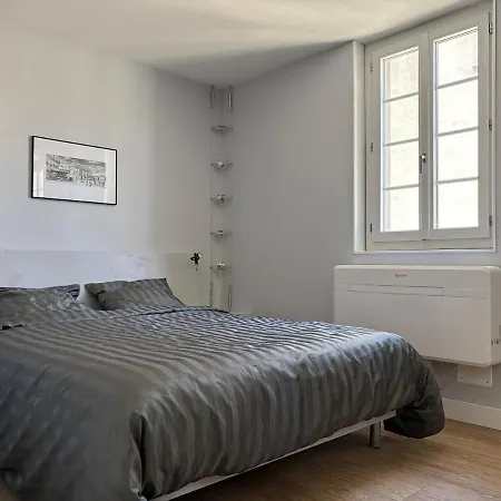 New - Charming - Historic Heart Daire Montpellier
